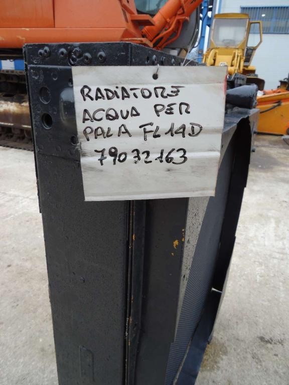 Water radiator for Fiat Allis FL14D - CODICE 79032163 - Photo 5