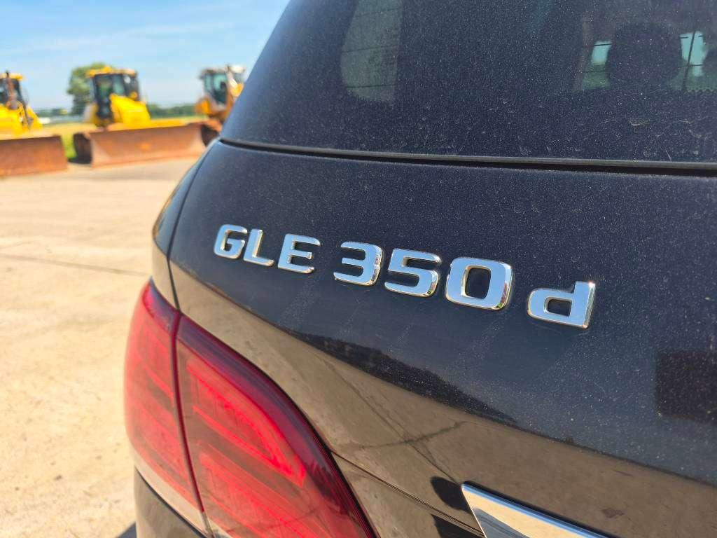 Mercedes-Benz GLE 350 D Photo 22