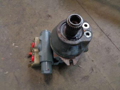 Track motor for Liebherr 924 B sold by PRV Ricambi Srl
