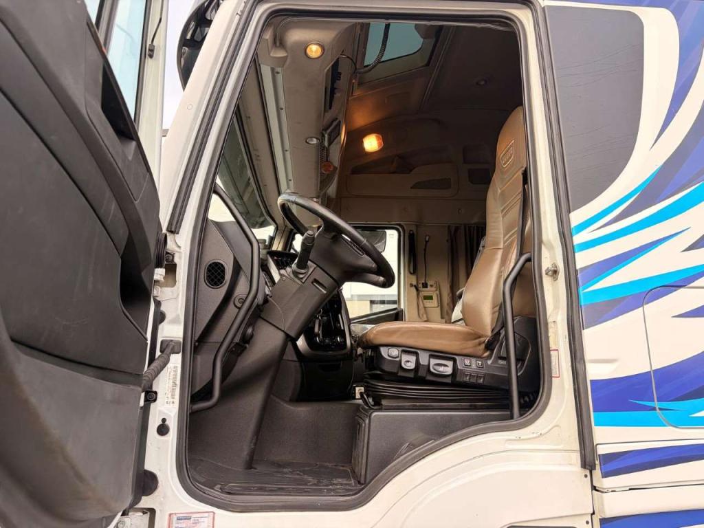 Iveco X-WAY 570 Photo 6