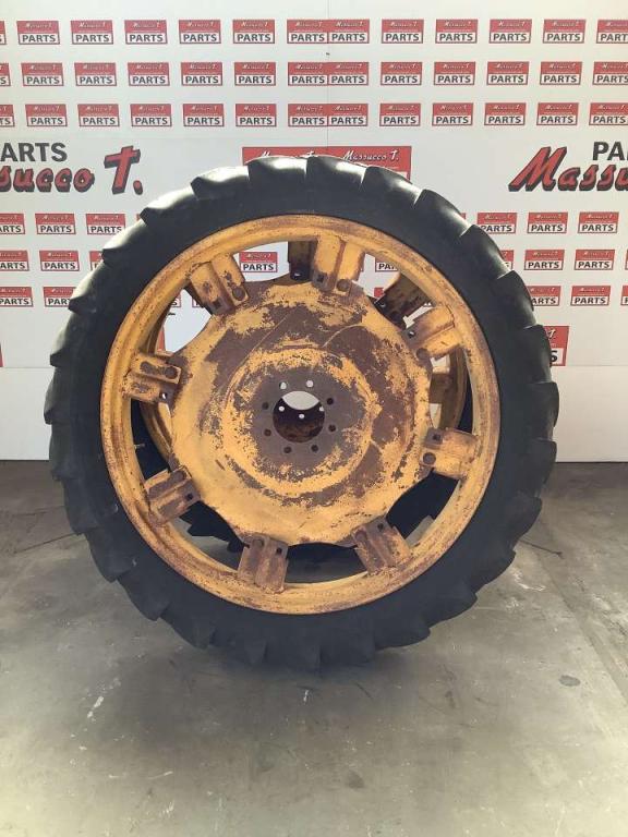 Michelin 9.5-44 Same Ford Photo 1