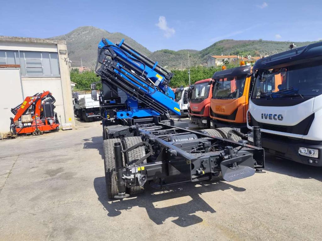 Iveco EUROCARGO 180-320 Photo 20