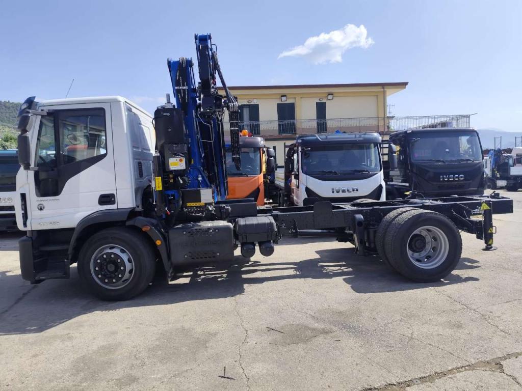 Iveco EUROCARGO 180-320 Photo 28