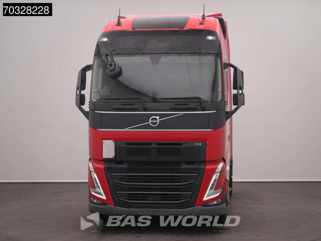 Volvo FH 460 4X2 XL 2x Tanks Navi ACC Photo 6
