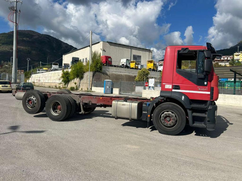Iveco STRALIS HI-STREET 260S31 Photo 16