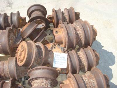 Carrier rollers for CAT E DOZER 955L E D6 sold by OLM 90 Srl