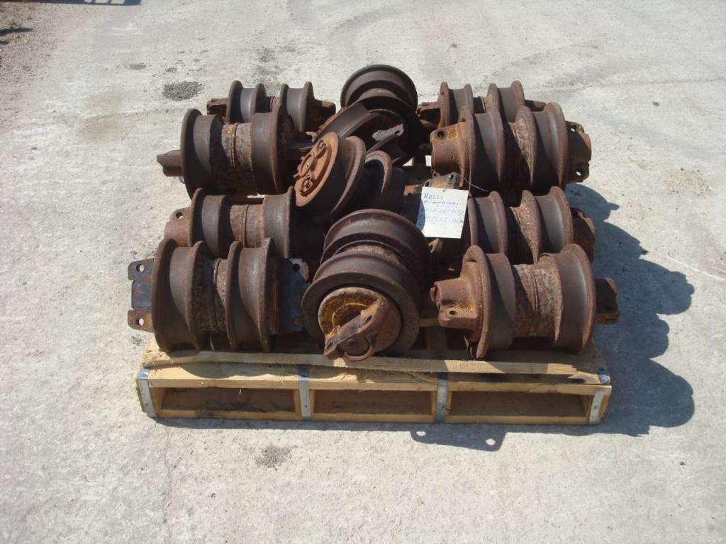 Carrier rollers for CAT E DOZER 955L E D6 Photo 2