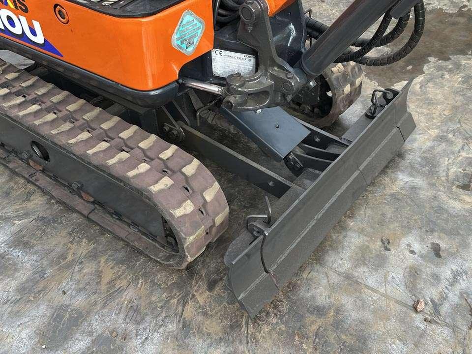 Hitachi ZX10U-2 Photo 6