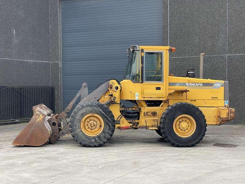 Volvo L 70 C Photo 2
