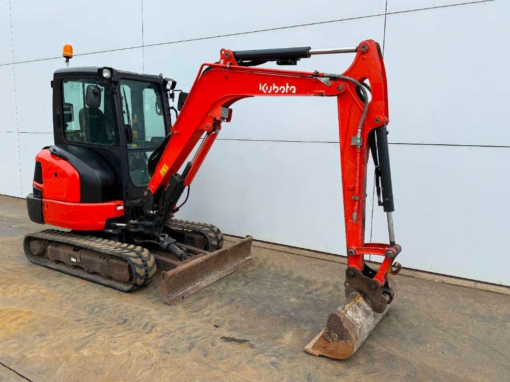 Kubota KX037-4 - Hammer Lines / Quick Coupler Photo 7