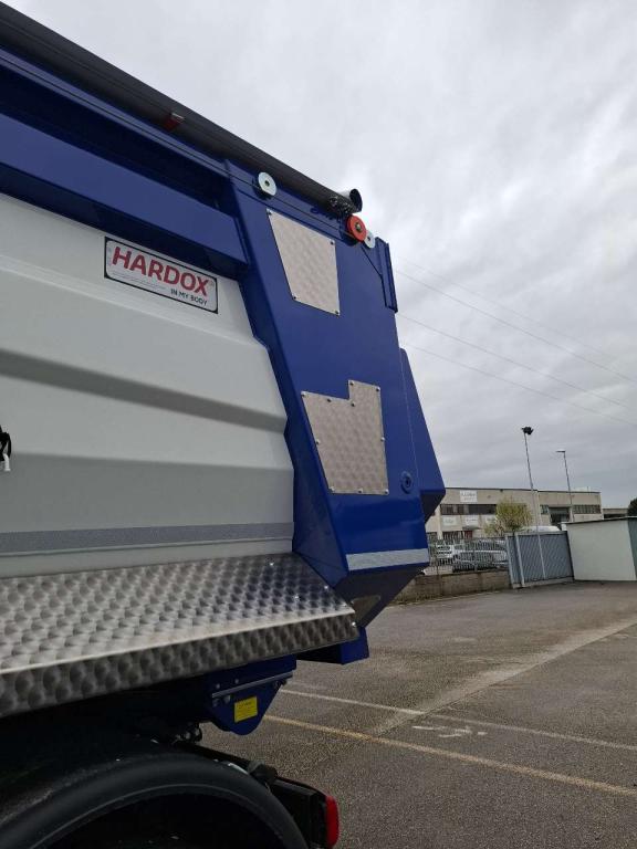 Iveco T WAY AD400T50 8X4 NEW 2024 Photo 7