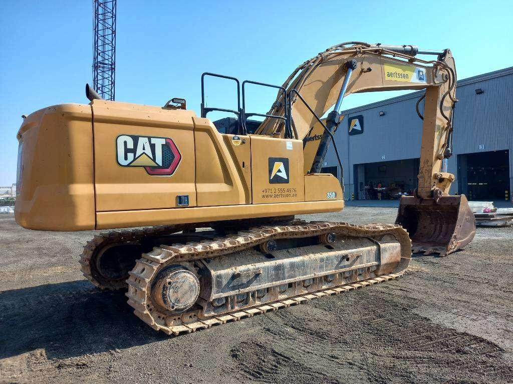 Caterpillar 350 (Abu Dhabi) Photo 4