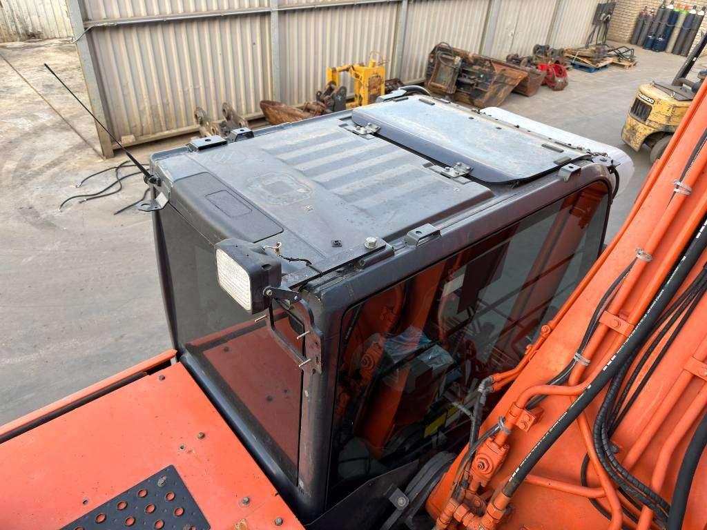 Hitachi ZX250LC-5B Long reach Photo 20