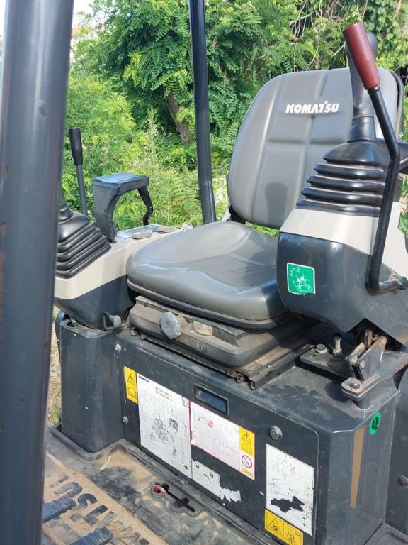 Komatsu PC16 R HS Photo 8