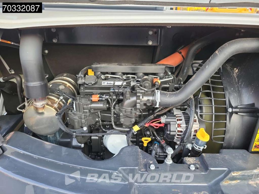 Bobcat E88 A/C Photo 17