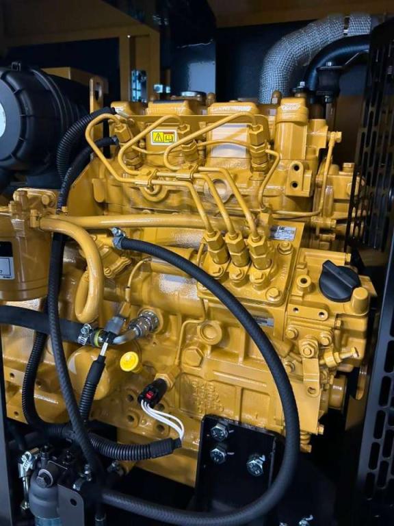 Caterpillar DE13.5E3 - 13.5 kVA Generator - DPX-18001 Photo 9