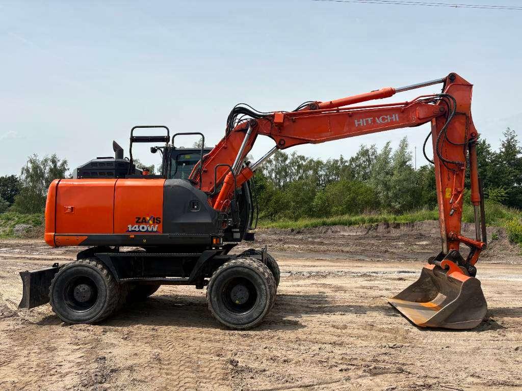 Hitachi ZX140W-6 (3 Pieces available) Photo 4