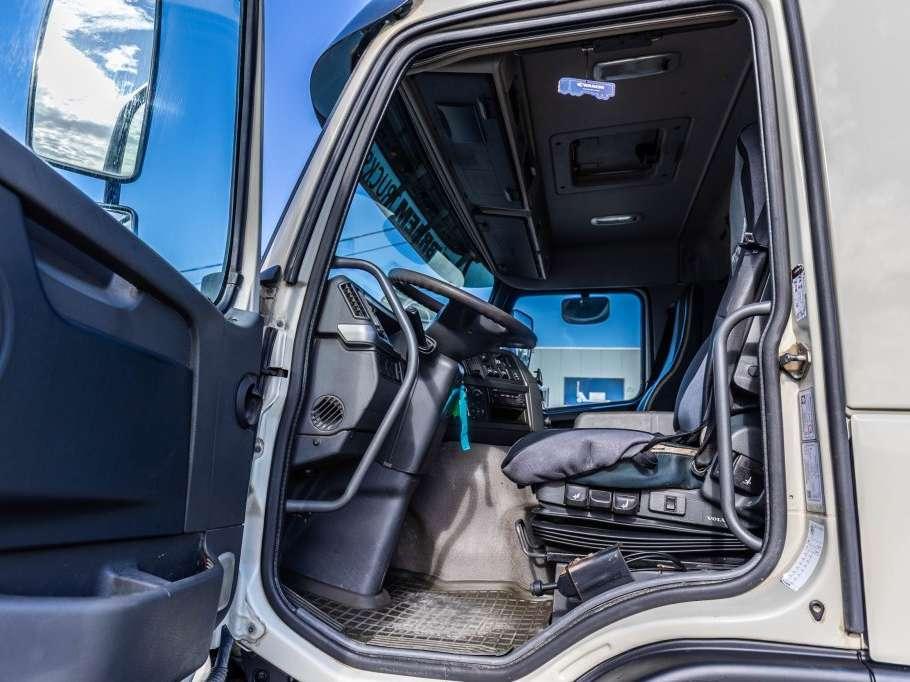 Volvo FMX 460 - TIPPER / TRACTOR Photo 23