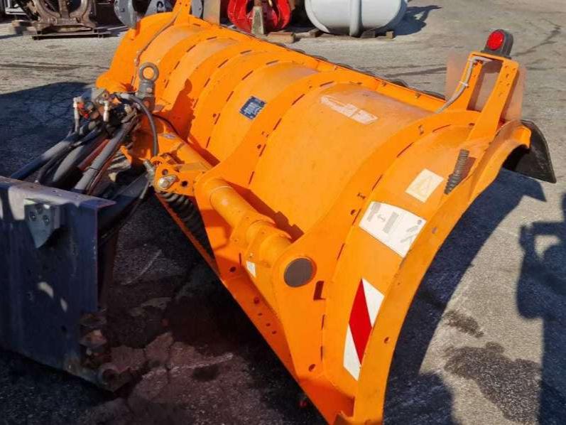 Bucher LM32 Photo 4