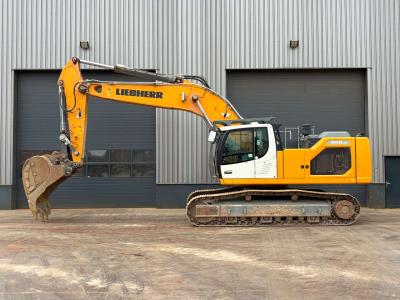 Liebherr R945 S-HD sold by Big Machinery