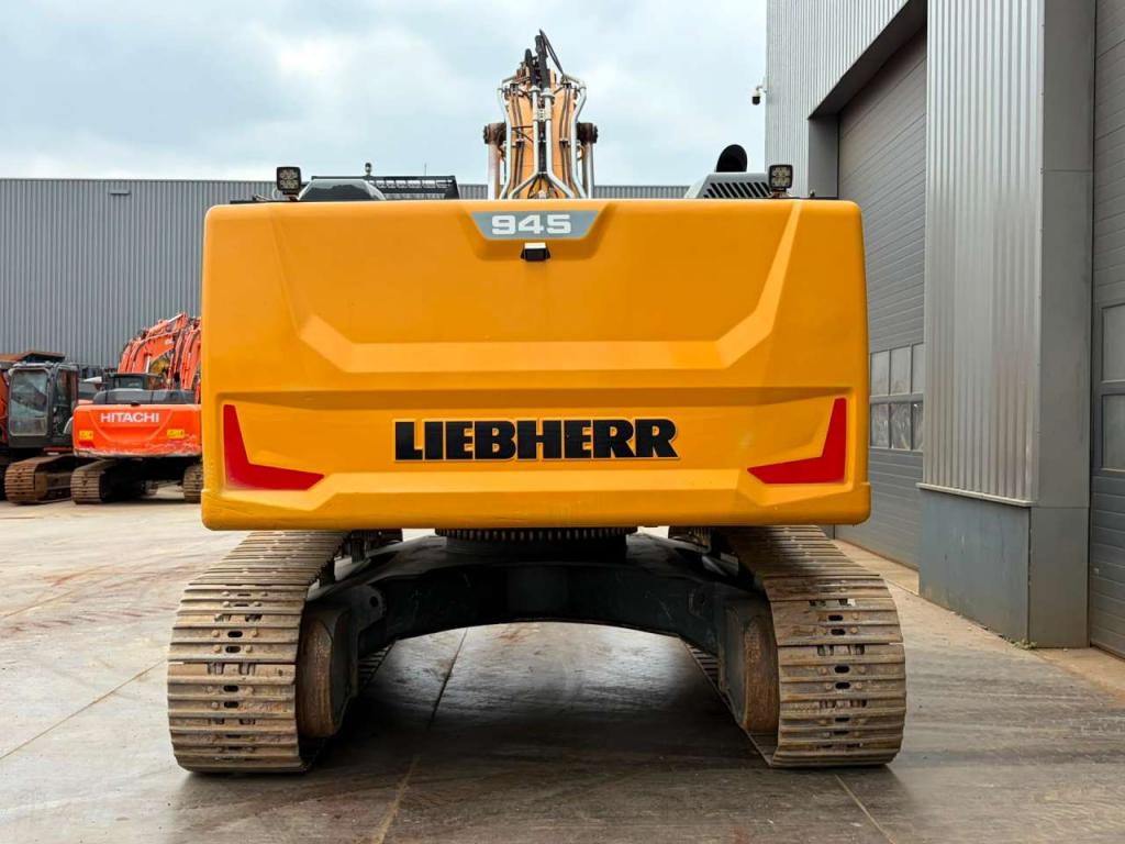 Liebherr R945 S-HD Photo 4