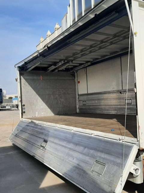 Fahrzeugbau Bose Truck body Photo 6