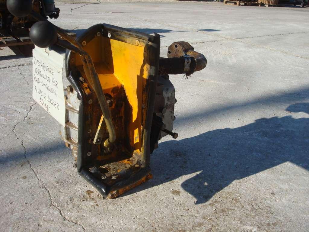 Hydraulic distributor for Fiat Allis FL14C e DOZER AD14C Photo 3