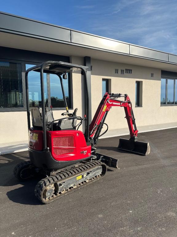 Yanmar Vio 17 Photo 8