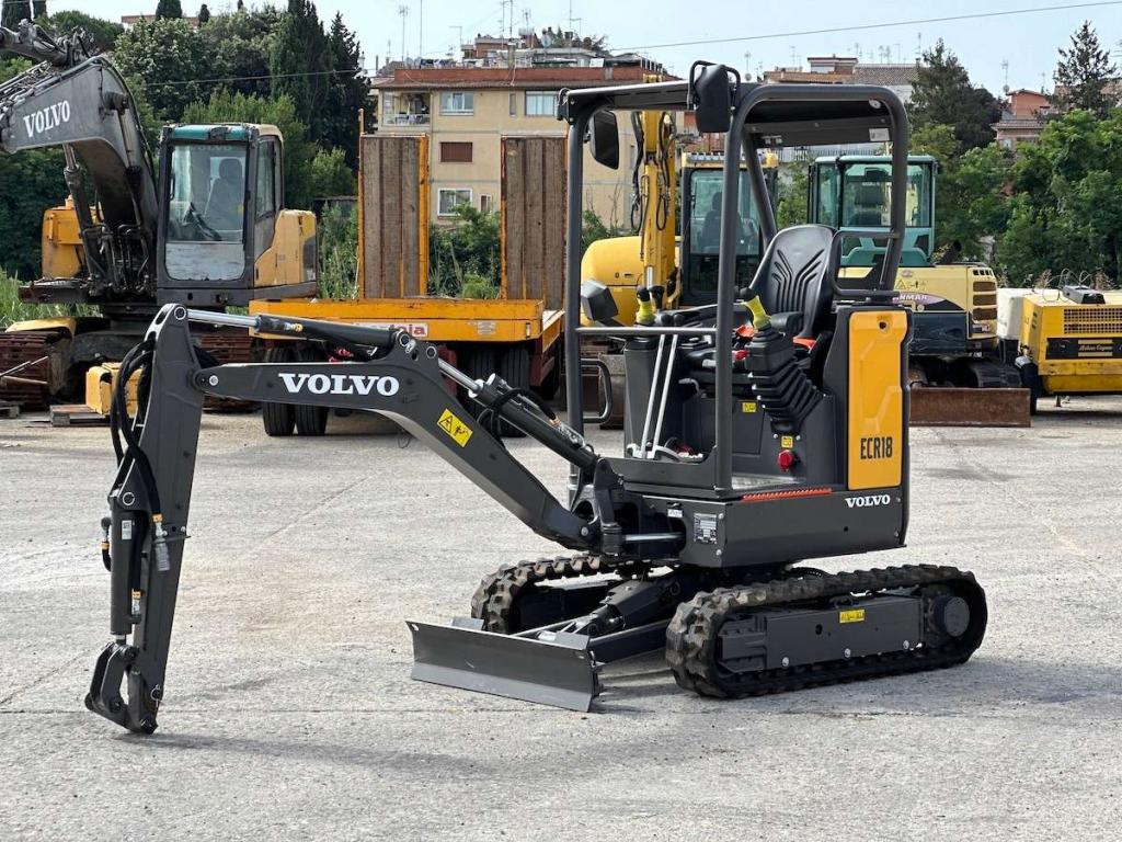 Volvo ECR18 ELECTRIC Photo 1