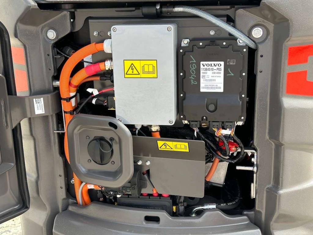 Volvo ECR18 ELECTRIC Photo 9