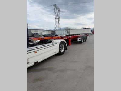 Kassbohrer Container chassis semi-trailer sold by Ferrara Veicoli