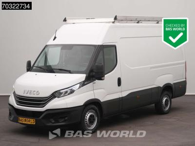 Iveco Daily 35S18 3.0L 180PK Automaat L2H2 LED Navi Camera Airco Cruise Imperiaal L2 A/C Cruise control sold by BAS World B.V.