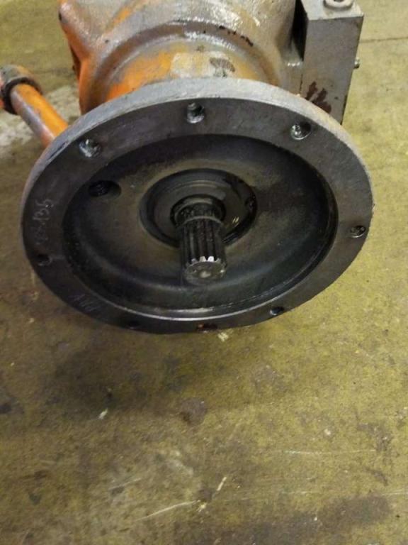 Turntable rotation motor for Fiat Hitachi Ex 135 Photo 3