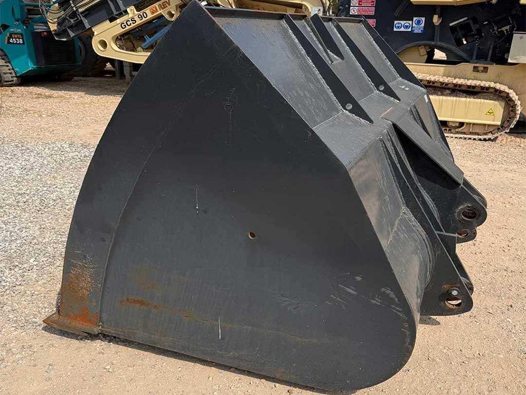 Ambrosi Loader bucket Photo 2