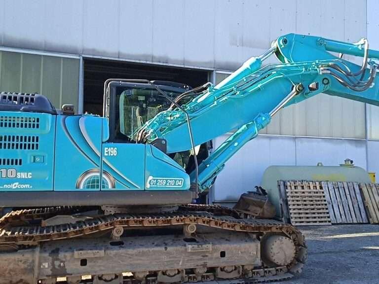 Kobelco SK210SNLC-10 TRIPLICE Photo 13