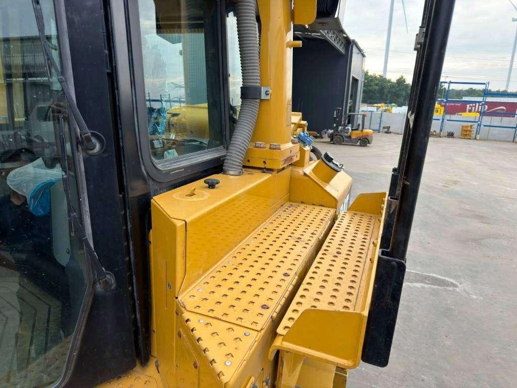 Caterpillar D8T - CE Photo 18