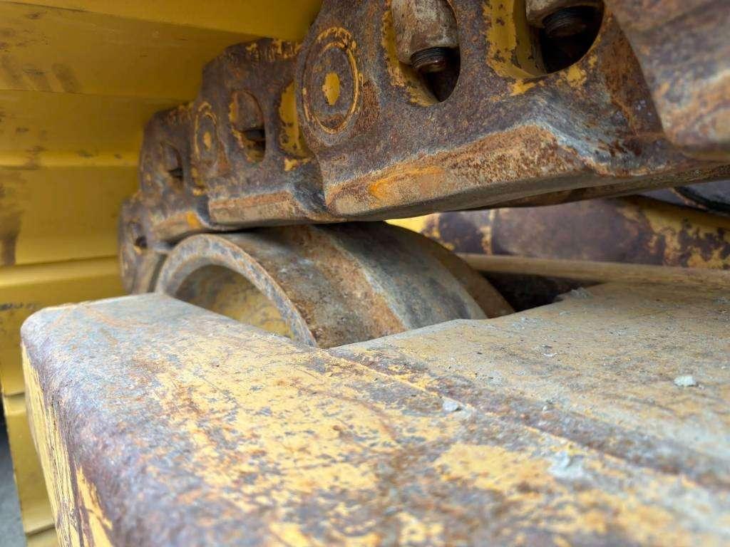 Caterpillar D8T - CE Photo 28