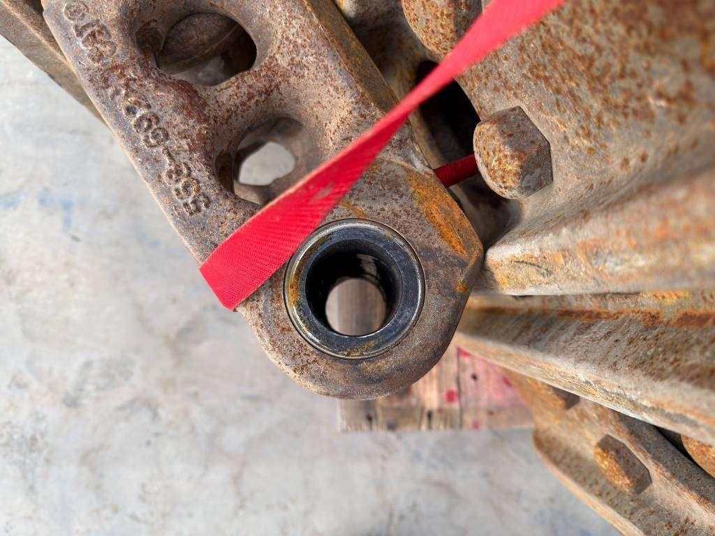 Undercarriage for Caterpillar 349E / 352F - 600mm Photo 6