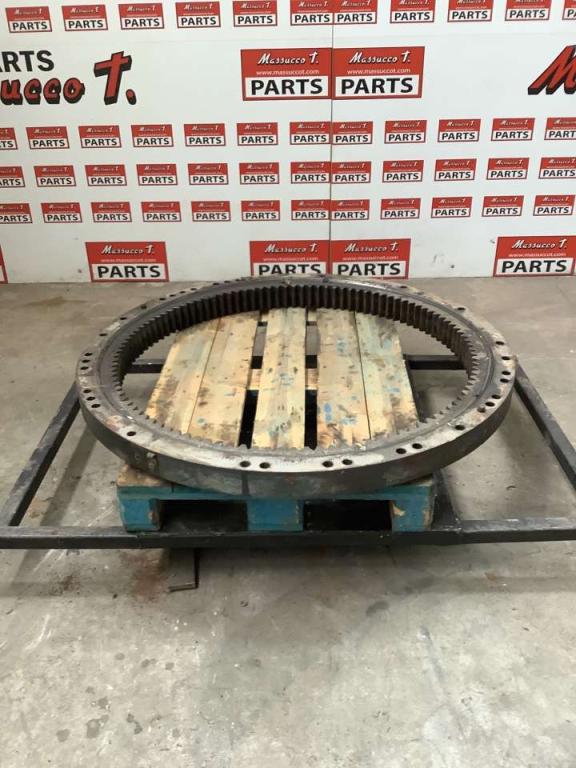 Slewing ring for Komatsu PC228-3 Photo 1