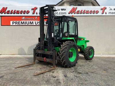 JCB 926 sold by Massucco T. Srl
