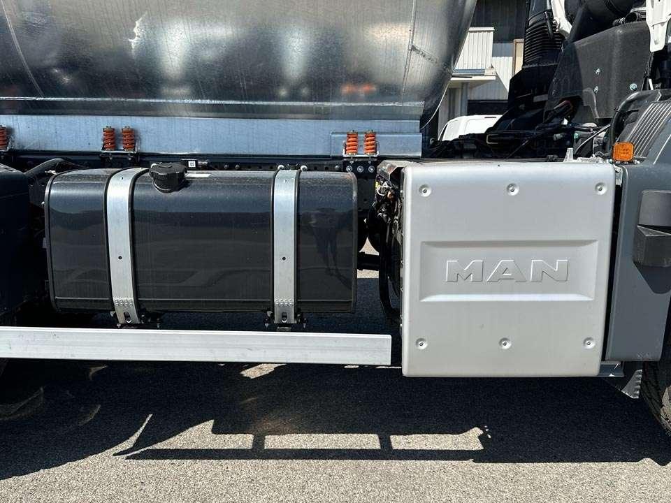 Man TGS 33.520 6X6 Photo 11