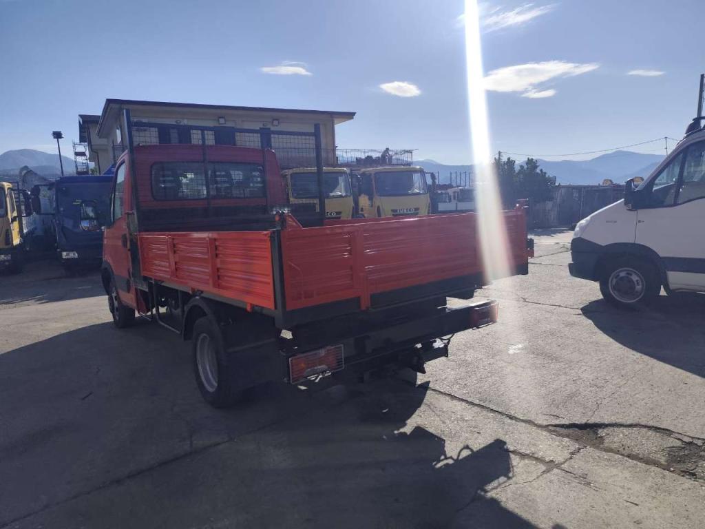 Iveco DAILY 35C13 Photo 11