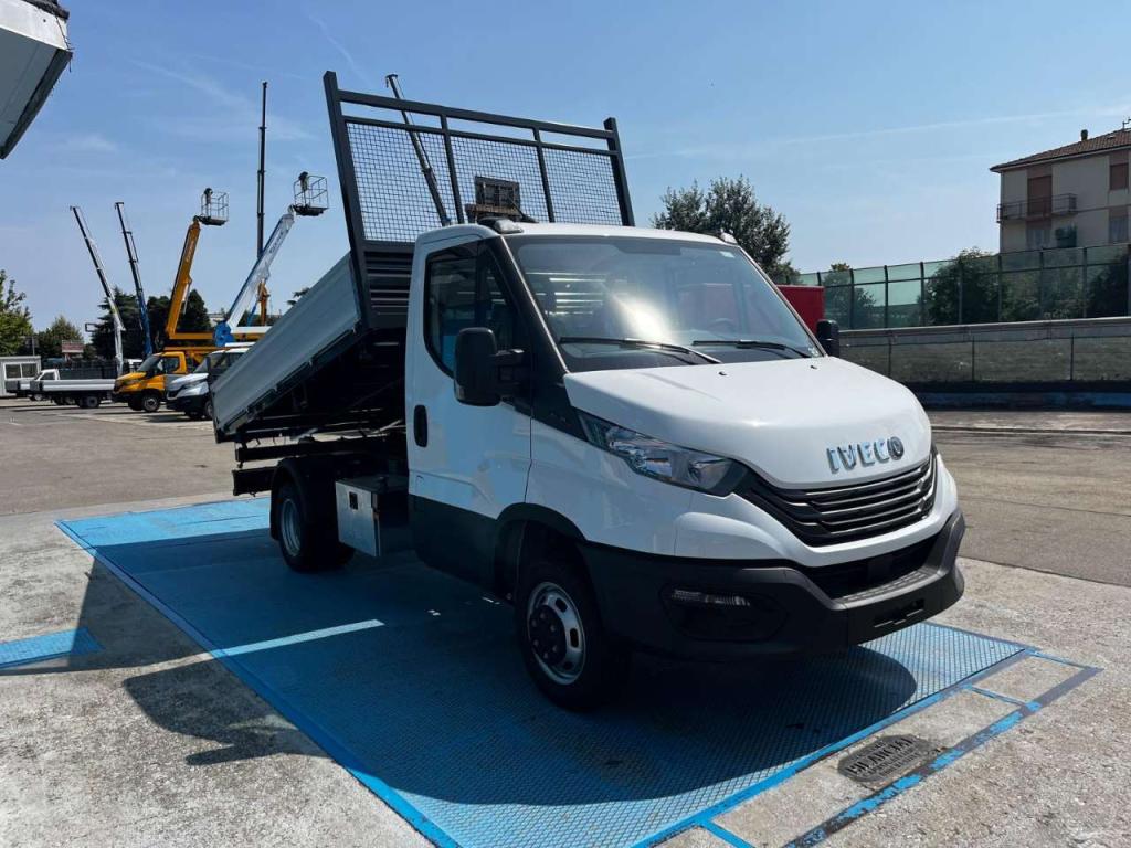 Iveco Daily 35-160 concassone ribaltabile trilaterale Photo 3