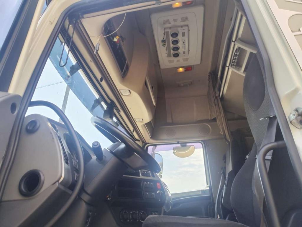 Daf XF460 Photo 27