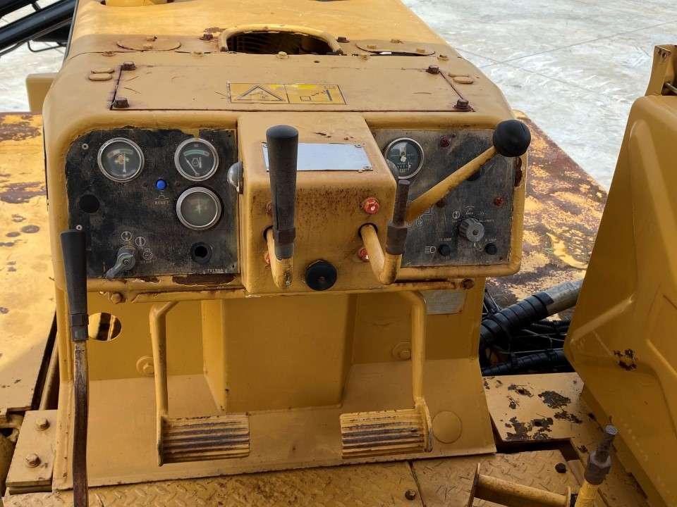 Caterpillar D6D Photo 8