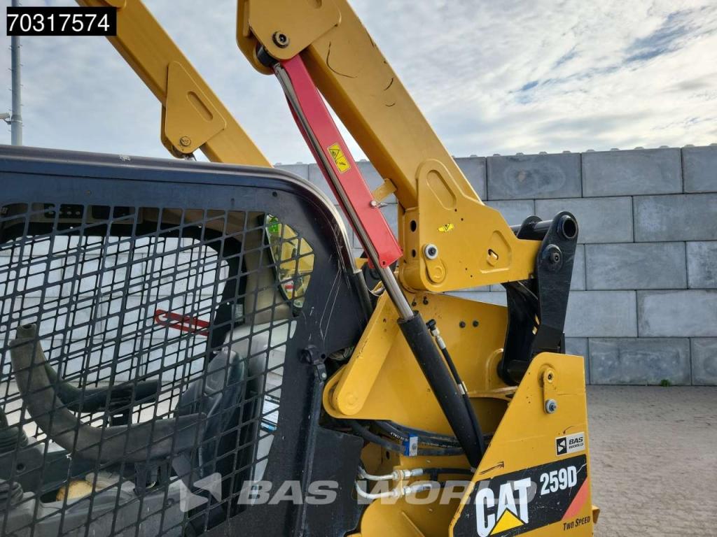 Caterpillar 259 D Photo 13