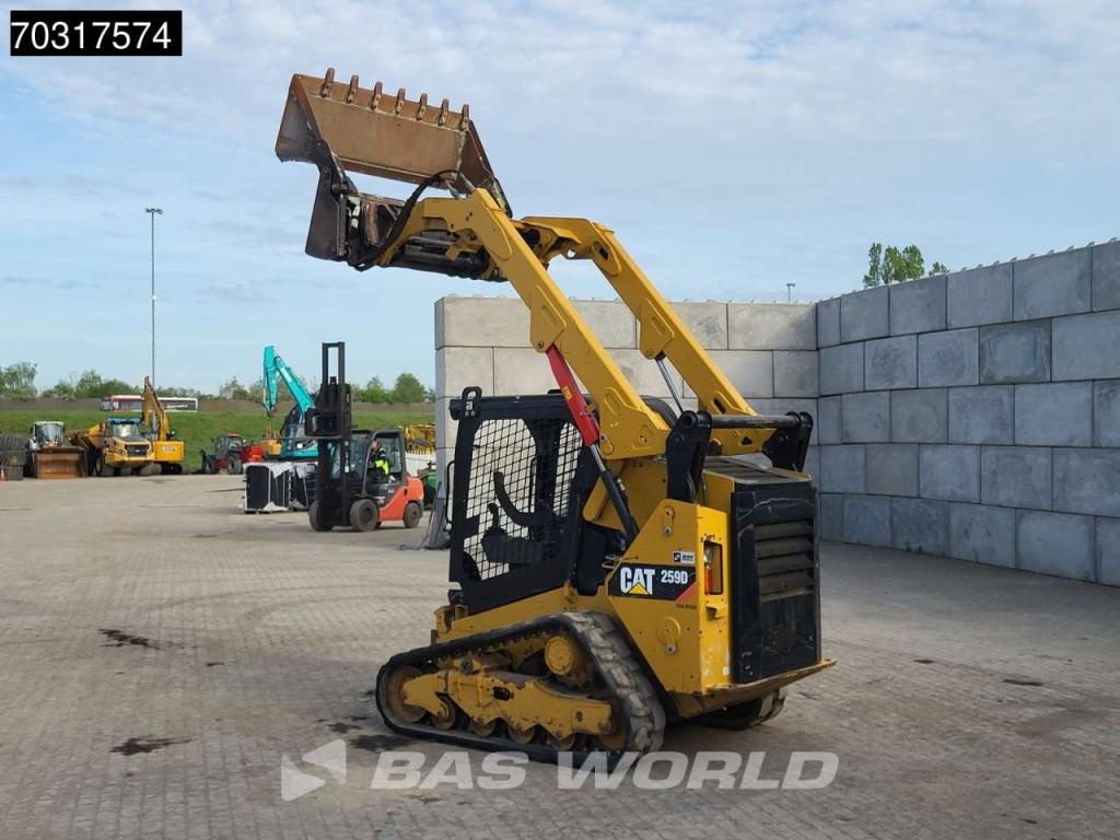 Caterpillar 259 D Photo 6