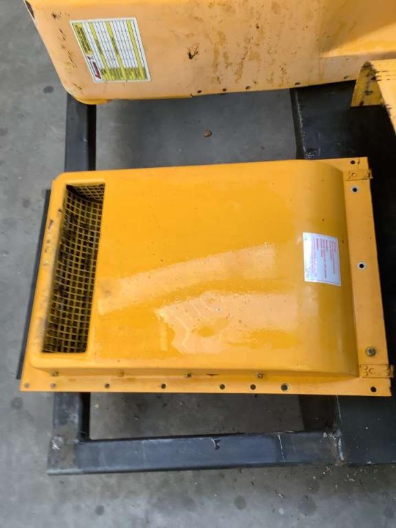 Hood and body panel for Haulotte H15 SDX Photo 4