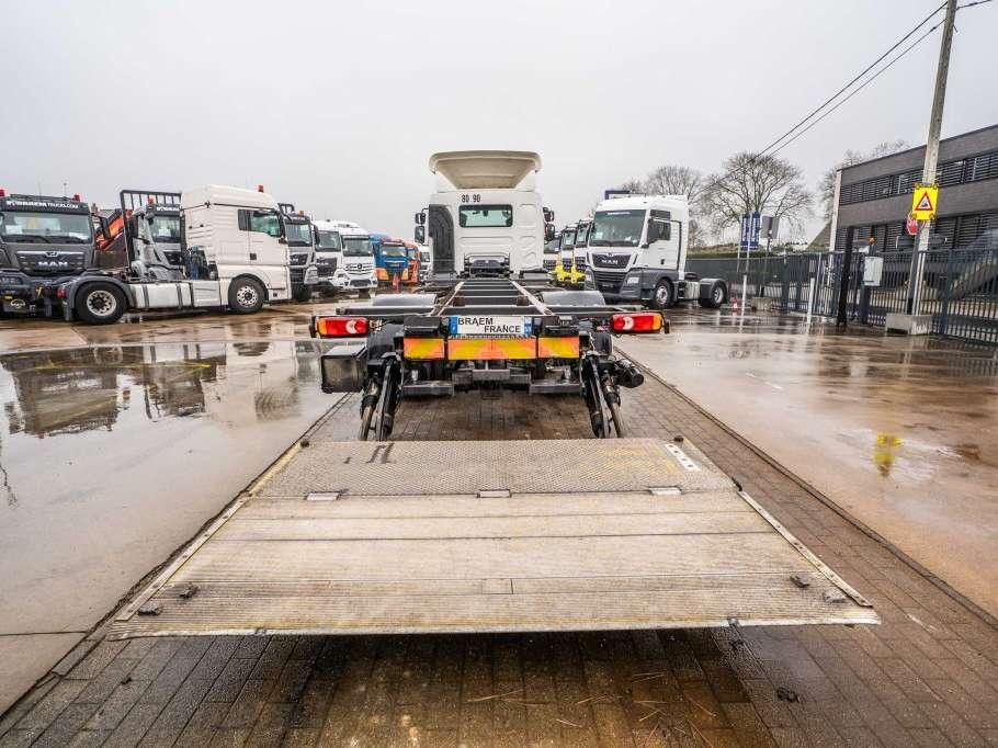 Renault D19 320 DXI + DHOLLANDIA Photo 10