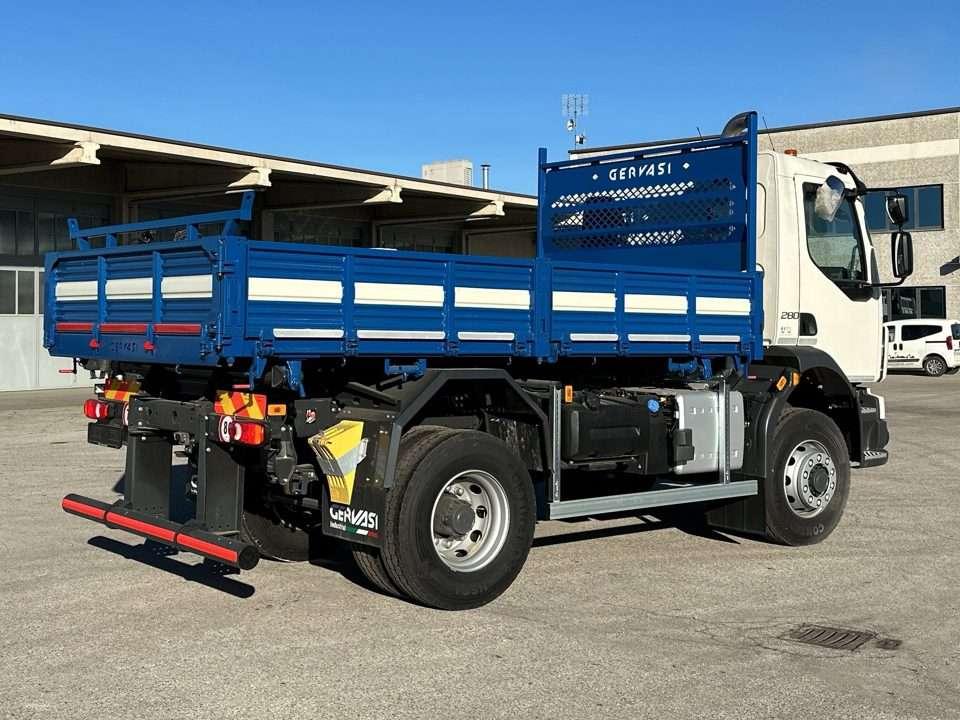 Volvo FL280 4x4 Photo 19